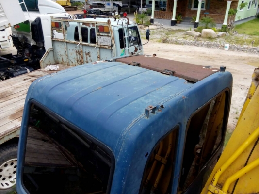 ขายรถแบคโฮ KOBELCO SK200-/// เอกสารเล่มทะเบียน ระบบไฟเต็ม ราคา 800000