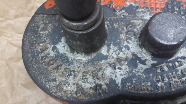 เครื่องมือมือโบราณ