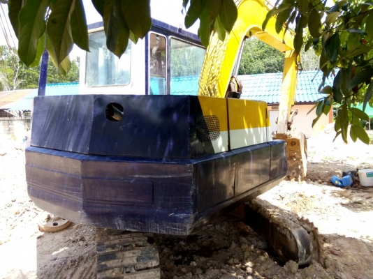 ขายรถแบคโฮ KOMATSU PC60-5 ราคา 300000