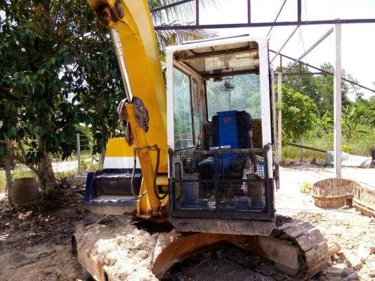 ขายรถแบคโฮ KOMATSU PC60-5 ราคา 300000