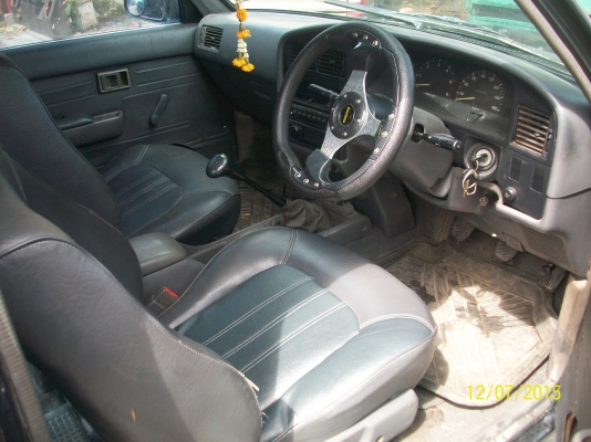 TOYOTA HILUX MIGHTY-X  สภาพสวย เครื่องแน่น พวงมาลัยเพาเวอร์ พร้อมวิ่งใช้งาน