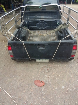 กระบะ nissan ฟอร์นเทีย แค็ป พร้อมแม็คไลเนอร์