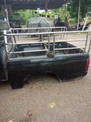 กระบะ nissan ฟอร์นเทีย แค็ป พร้อมแม็คไลเนอร์