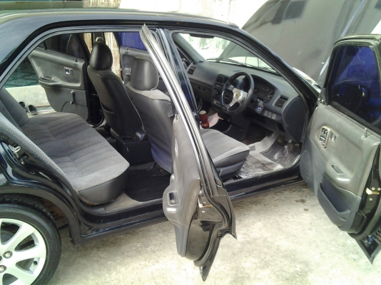 รถเก๋งสวยๆพร้อมใช้คับ