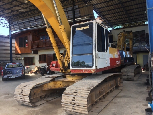 ขายรถแมคโค KOMATSU PC200-5 ไฟฟ้าเต็ม ทำงานดี สภาพสวย พร้อมใช้งาน