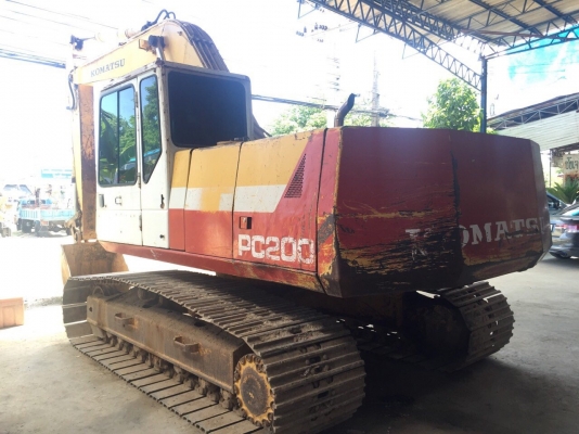 ขายรถแมคโค KOMATSU PC200-5 ไฟฟ้าเต็ม ทำงานดี สภาพสวย พร้อมใช้งาน