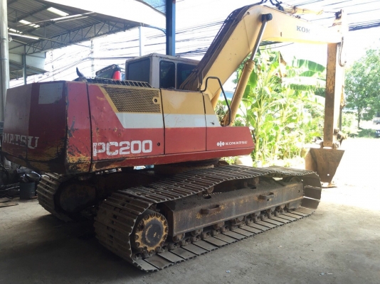 ขายรถแมคโค KOMATSU PC200-5 ไฟฟ้าเต็ม ทำงานดี สภาพสวย พร้อมใช้งาน