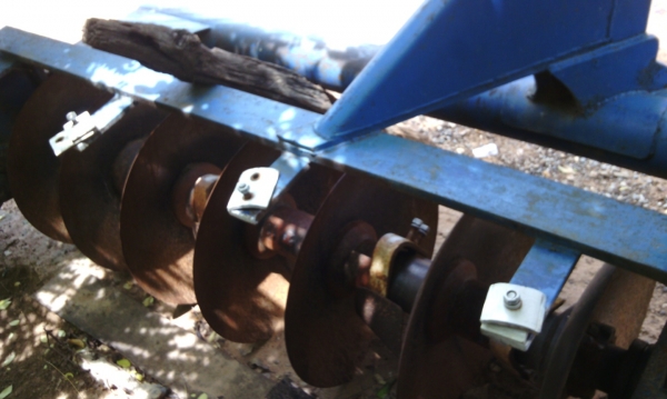 หาง 7  ยี่ห้อ CMT  26 นิ้ว คันท้ายมีครบ ใบใหม่ ไม่มีดาม ใส่รถไถฟอร์ด คูโบต้ารุ่น M