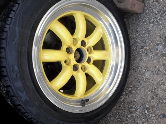 ขายแม็กเรโทรขอบ15หน้า7นิ้วครึ่งหลัง9นิ้วยางป15