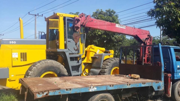 (รถบ้านฝากขายที่เต็นล์)รถ 6 ล้อติดเครน TOYOTA BU87เกียร์สั้น 120แรง ติดเครน 3 ตัน 4 ปลอก 3 ชัก