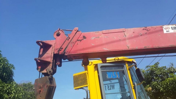 (รถบ้านฝากขายที่เต็นล์)รถ 6 ล้อติดเครน TOYOTA BU87เกียร์สั้น 120แรง ติดเครน 3 ตัน 4 ปลอก 3 ชัก