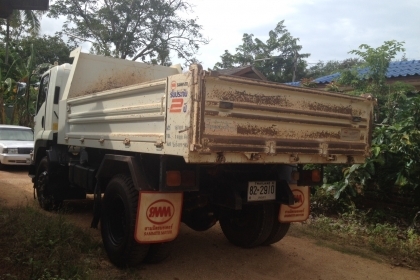 หกล้อ อีซูซุ FTR 240แรง ดั้มสามมิตรแท้ ปี56 สภาพนางฟ้าสวยจัดใช้งานน้อย วิ่งแค่ 6,236กม เล่มทะเบียนพร้อมโอน