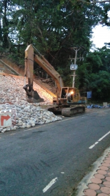 ขายรถแบคโฮ MITSUBISHI MS180LC-3 ซีเรียล 2389 คอลโทรลสั้น ราคา 320000