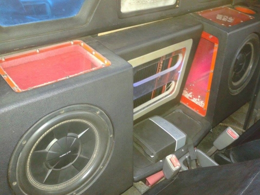 ขาย nv แต่งสวยๆคับ