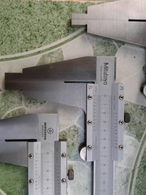 ขายเวอร์เนียร์ mitutoyo 600 มม.