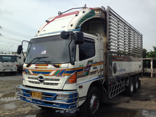 10ล้อเพลาเดียวHINO MEGRA/320HP
