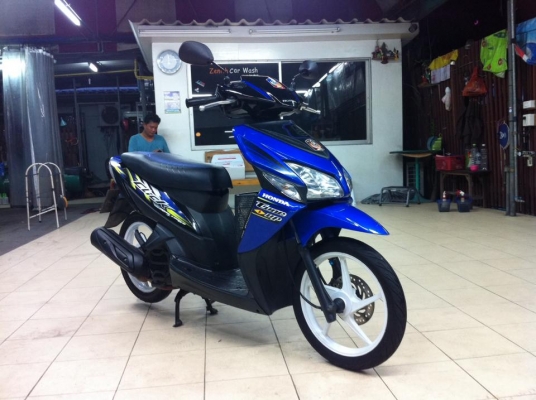 Honda Click Combi Brake ตัวTOP ล้อแม็ก ฟรีค่าโอน Honda Click Combi Brake ตัวTOP ล้อแม็ก ฟรีค่าโอน