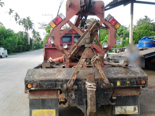 รถฮีโน่ 6 ล้อ ( รถยก. ) 145 แรงม้า. ปี 44.     สนใจติดต่อ  081 - 6079515