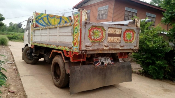 ขายด่วนรถ6ล้อดั้ม HINOKL300เครือง 130แรงยาง900ขอบ20