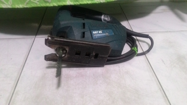 เลื่อยจิ๊กซอร์ BOSCH gst 65   สภาพพร้อมใช้งานครับ