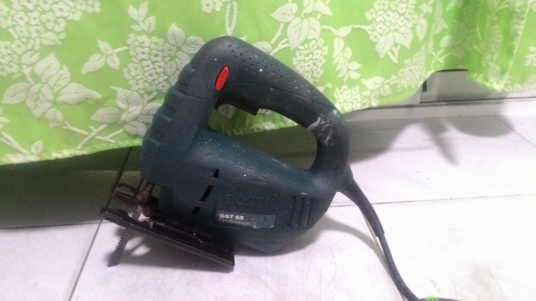 เลื่อยจิ๊กซอร์ BOSCH gst 65   สภาพพร้อมใช้งานครับ