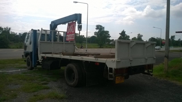 ขาย 6 ล้อ HINO FF3H กระบะยาว 6 เมตร ติดเครน 3 ตัน เครื่อง HO7D 195 แรงม้า คัสซีสวยตลอดเส้น เบรคทิฟฟี่ พาวเวอร์ ทะเบียนพร้อมโอนครับ