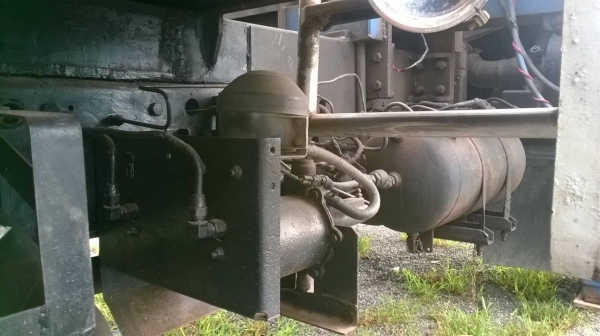 ขาย 6 ล้อ HINO FF3H กระบะยาว 6 เมตร ติดเครน 3 ตัน เครื่อง HO7D 195 แรงม้า คัสซีสวยตลอดเส้น เบรคทิฟฟี่ พาวเวอร์ ทะเบียนพร้อมโอนครับ