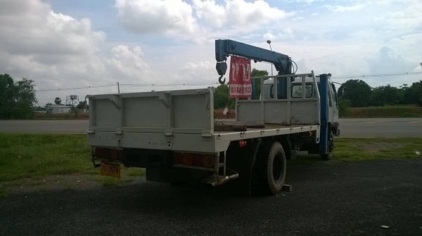 ขาย 6 ล้อ HINO FF3H กระบะยาว 6 เมตร ติดเครน 3 ตัน เครื่อง HO7D 195 แรงม้า คัสซีสวยตลอดเส้น เบรคทิฟฟี่ พาวเวอร์ ทะเบียนพร้อมโอนครับ
