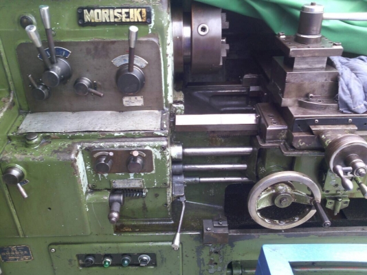 เครื่องกลึง ญี่ปุ่น MORISEIKI ขนาด 5 ฟุต เกียร์บล็อค 4 เพลาเด้งตัด พร้อมมีเบรค กลึงเกลียวไม่ต้องเปลี่ยนเฟือง หัวจับ 8 นิ้ว เครื่องจักรพร้อมใช้ เครื่องกลึง ญี่ปุ่น MORISEIKI ขนาด 5 ฟุต เกียร์บล็อค 4 เพลาเด้งตัด พร้อมมีเบรค กลึงเกลียวไม่ต้องเปลี่ยนเฟือง หัวจับ 8 นิ้ว เครื่องจักรพร้อมใช้