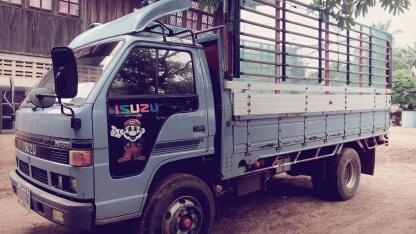 **430,000 บ.ต่อรอง/// 6ล้อISUZU NPR-125 ช่วงล่างใหญ่ **ขาย ISUZU NPR 125 แรง 6ล้อบรรทุก ช่วงล่างใหญ่ สภาพสวยๆ ISUZU NPR61L 4BG1-125HP ประกอบ เครื่อง เดิม เกียร์เดิม เครื่องดี แน่น แรง ไม่มีเยิ้ม เกียร์ดี เกียร์สั้น เข้าง่าย ไม่มีหลุดครับ ช่วงล่างใหญ่ Fหน้