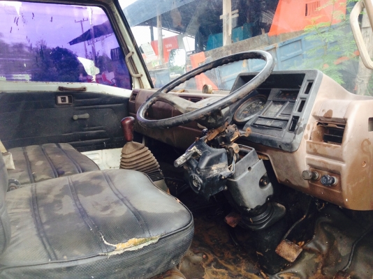 ขายรถ6ล้อKM777รถน้ำ6000ลิตรเครือง117แรงรถพร้อมใช้งาน