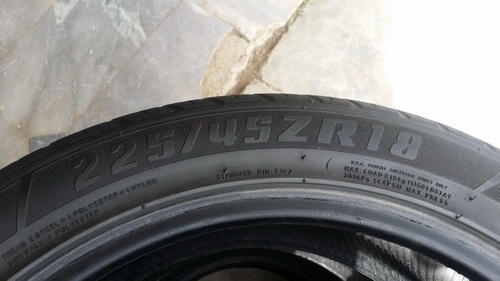 ยาง 225 /45 /18  ปี 12