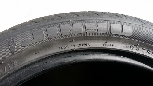 ยาง 225 /45 /18  ปี 12