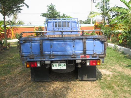 ISUZU NKR 66 E หัวการ์ตูน เครืี่อง 4 HF1 120 แรง ไม่ติดเวลา ISUZU NKR 66 E หัวการ์ตูน เครืี่อง 4 HF1 120 แรง ไม่ติดเวลา