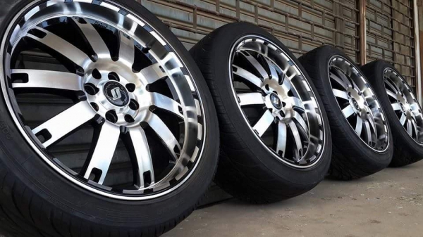 VIP ขอบ 17 4รู100/114 สวยๆ พร้อมยาง ครบชุด