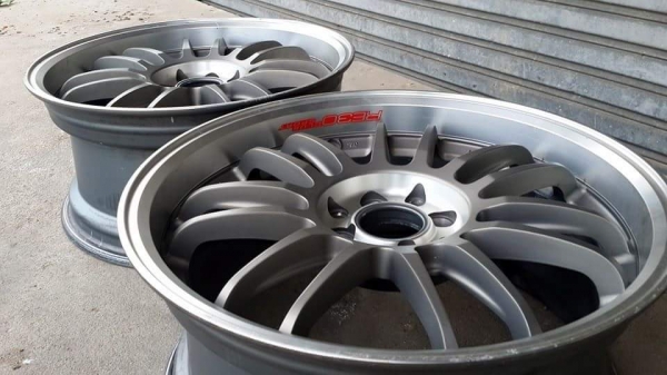 มีคู่เดียว VOLK Re30 ขอบ 17 4รู100/114 กว้าง 8