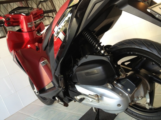 Click125i ตัวTop ล้อแม็ก โฉมล่าสุด ลายใหม่ ปี57 (ของแถม 4 รายการ) Click125i ตัวTop ล้อแม็ก โฉมล่าสุด ลายใหม่ ปี57 (ของแถม 4 รายการ)