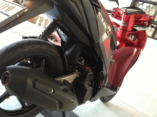 Click125i ตัวTop ล้อแม็ก โฉมล่าสุด ลายใหม่ ปี57 (ของแถม 4 รายการ) Click125i ตัวTop ล้อแม็ก โฉมล่าสุด ลายใหม่ ปี57 (ของแถม 4 รายการ)