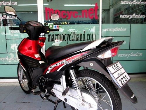 scooter  สีดำแดง ยอดนิยม ( สต๊าทมือ ) ระบบหัวฉีด รถเดือน กันยายน ปี 57 ไมล์ 6 พันโล แถม 3 รายการ
