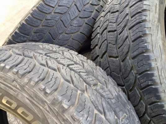 ขาย ยาง cooper at3 USA. 275/55/20 ปี13 ลงพื้นปี 14