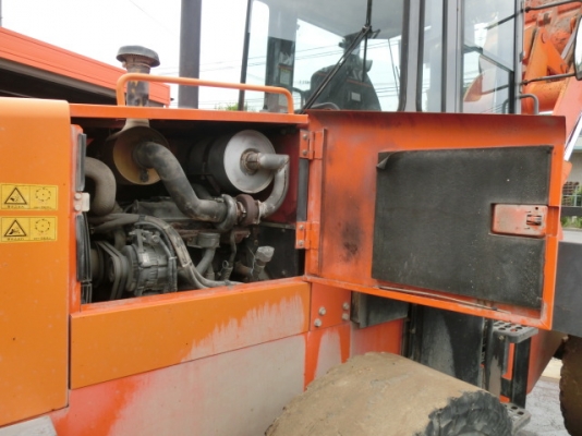 ขายรถตัก HITACHI LX80-7