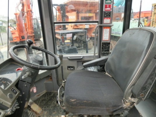 ขายรถตัก HITACHI LX80-7