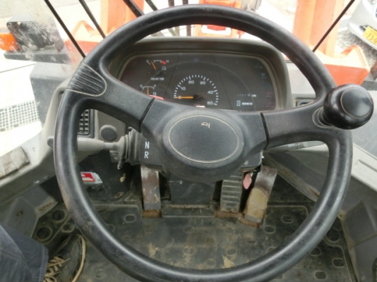 ขายรถตัก HITACHI LX80-7