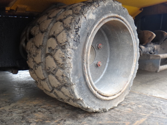 ขายรถปูยาง SUMITOMO HB40W-3B ขายรถปูยาง SUMITOMO HB40W-3B