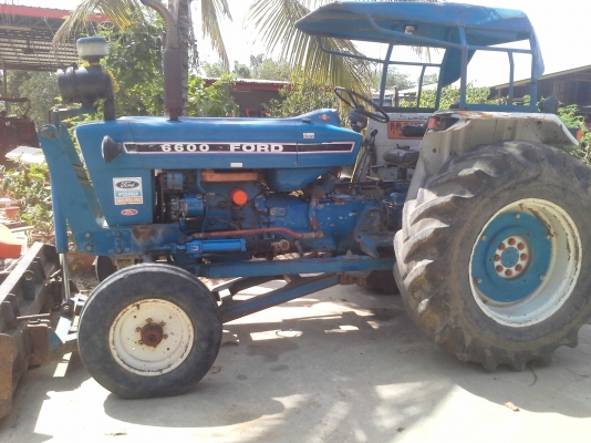 ขาน  FORD 6600 สวยๆสดๆ ระบบไฮดรอลิคดี คับ ราคาต่อ รองได้คับ