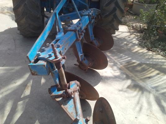 ขาน  FORD 6600 สวยๆสดๆ ระบบไฮดรอลิคดี คับ ราคาต่อ รองได้คับ