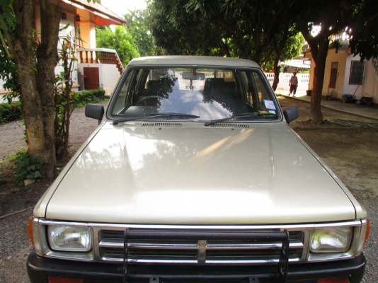 ขาย โตโยต้า4ประตู รถออกเดิม เชียงใหม่มือแรกเลยครับเดิมๆ สีตามอายุสวยๆๆปี2532 ขาย โตโยต้า4ประตู รถออกเดิม เชียงใหม่มือแรกเลยครับเดิมๆ สีตามอายุสวยๆๆปี2532