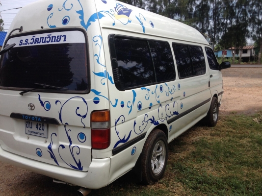 ขาย รถตู้หลังคาสูงคับ