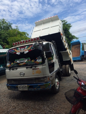 ขายหกล้อด้ัม195แรงHO7Dกะบะยาว3.60ขายสด ผ่อน