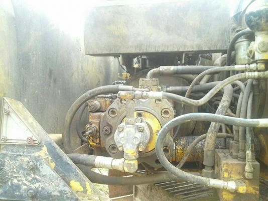 **520,000 บ.ต่อรอง/// แบคโฮ MARK 3 SK200 เก๋งเทา **ขาย KOBELCO MARK 3 SK200 แบคโฮ ยอดนิยม ราคาเบาๆ HYD.EXCAVATOR KOBELCO MARK-3 SK200 S/N18,xxx เก๋งเทาแท้ เครื่องเดิม ปั้มเดิม แน่น แรงดี ทำงานดี เร็ว ไม่โหลดครับ เครื่อง 6D31-6สูบ แน่น ไม่เยิ้ม ปั้มK3V แรง